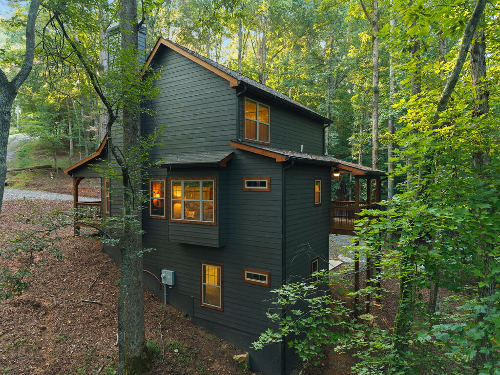 435814 Ellijay Active