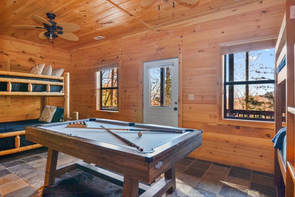 435825 Morganton Active