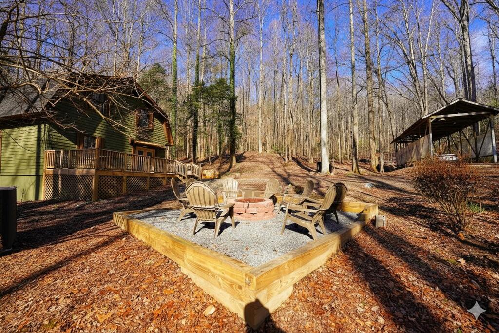 435826 Blue Ridge Active
