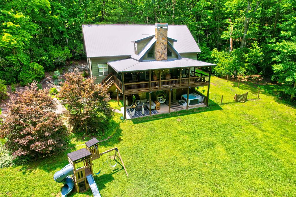 435828 Ellijay Active