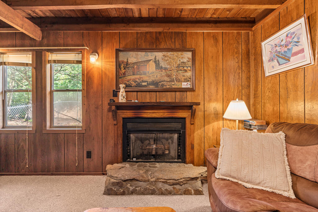 435829 Blairsville Active