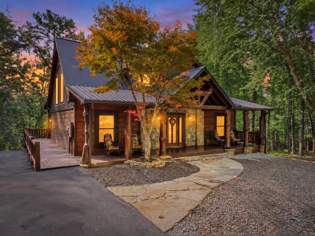 435838 Ellijay Active