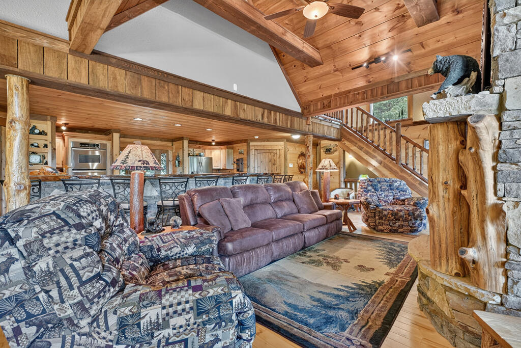 435838 Ellijay Active