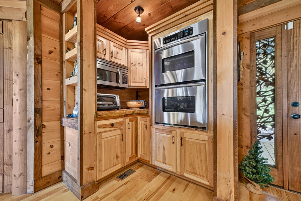 435838 Ellijay Active