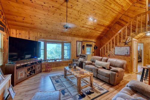 435853 Hayesville Active