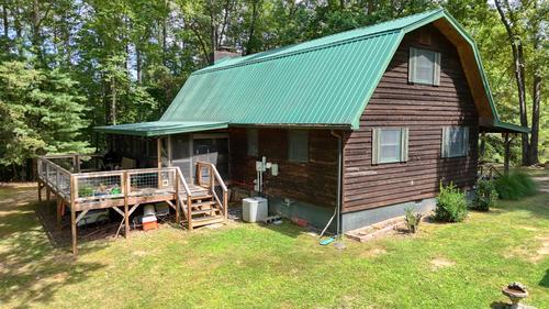 435853 Hayesville Active
