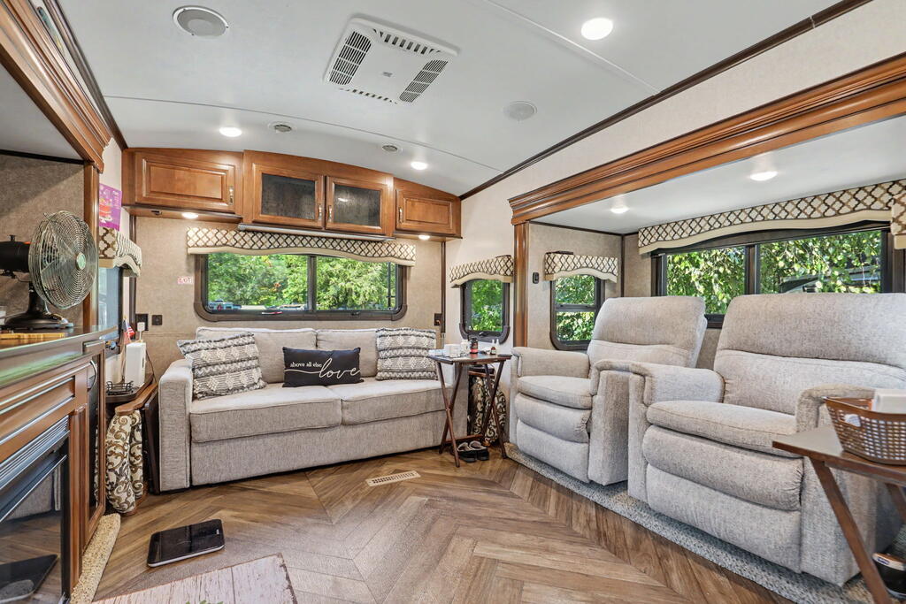 435855 Blairsville Active