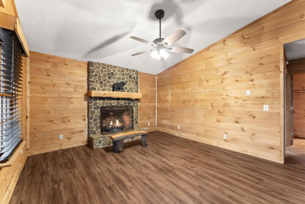 435857 Blairsville Active
