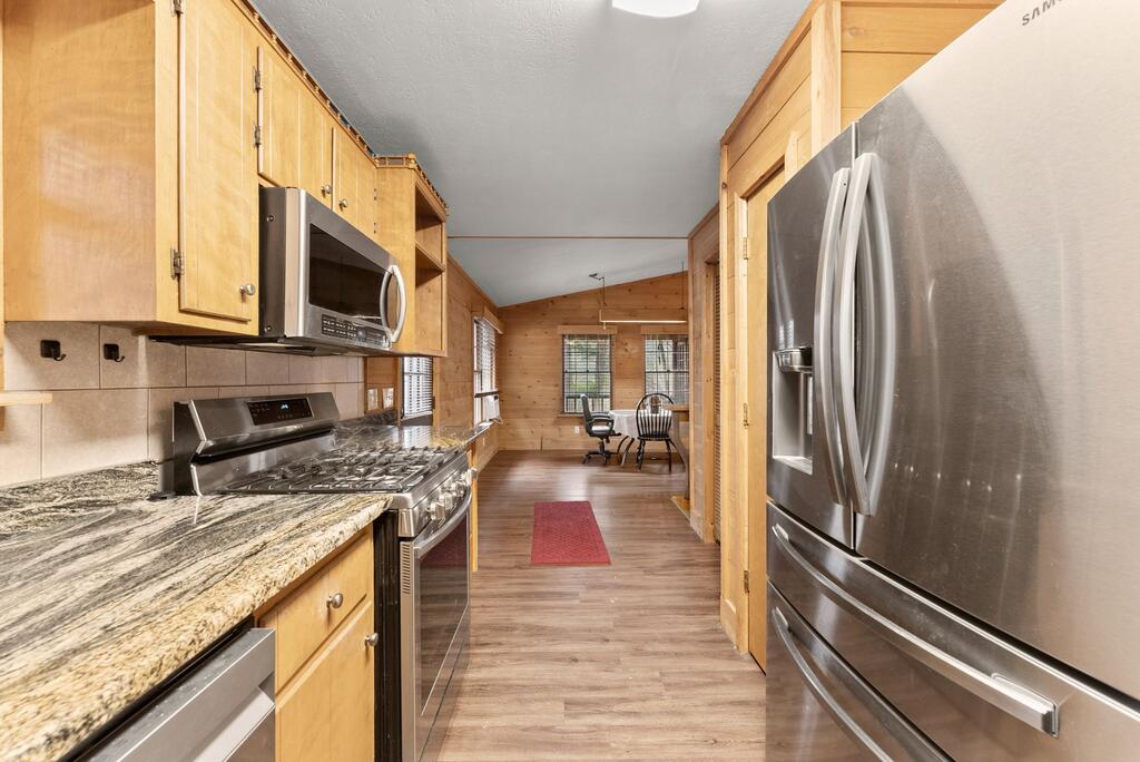 435857 Blairsville Active