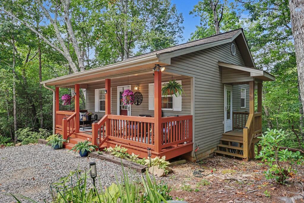 435859 Hiawassee Active