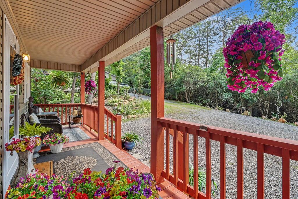 435859 Hiawassee Active