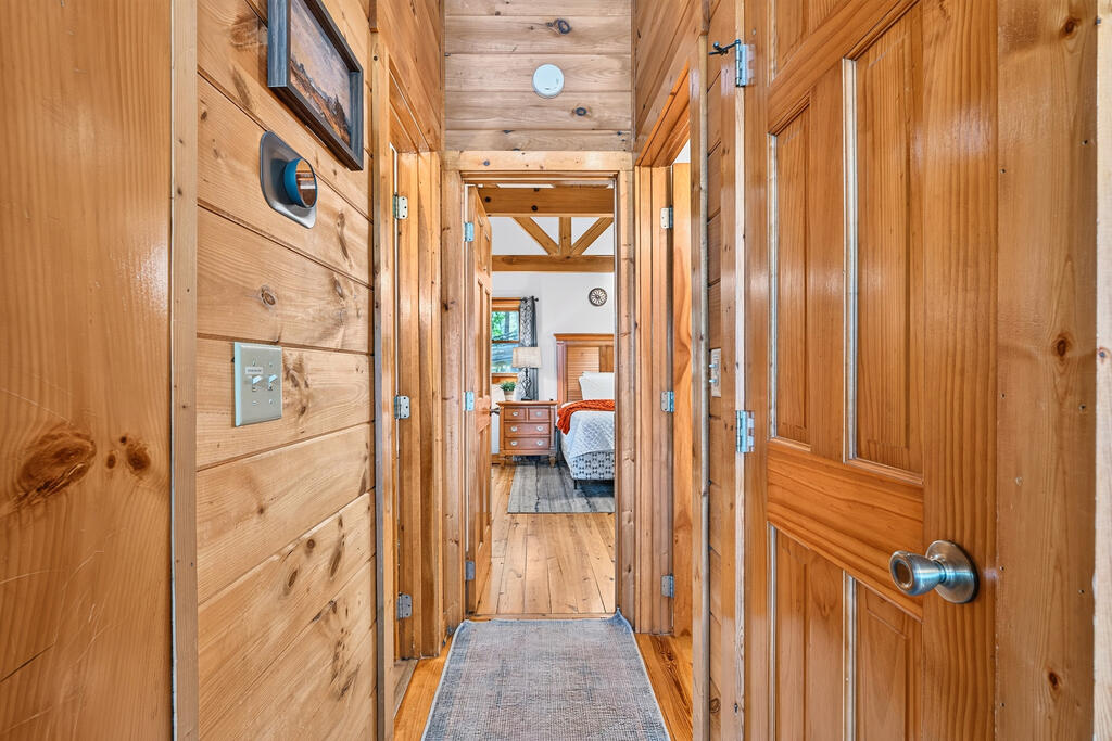 435860 Ellijay Active