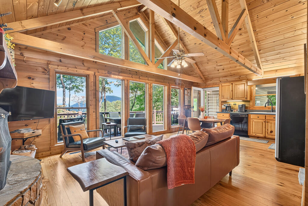 435860 Ellijay Active