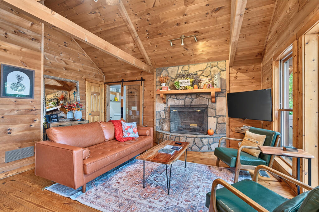 435860 Ellijay Active