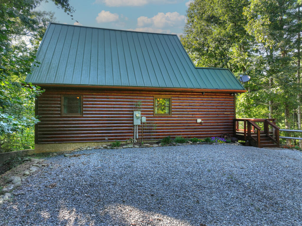 435865 Mineral Bluff Active
