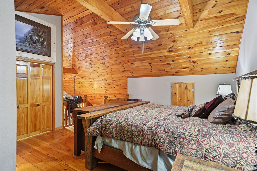 435869 Ellijay Active