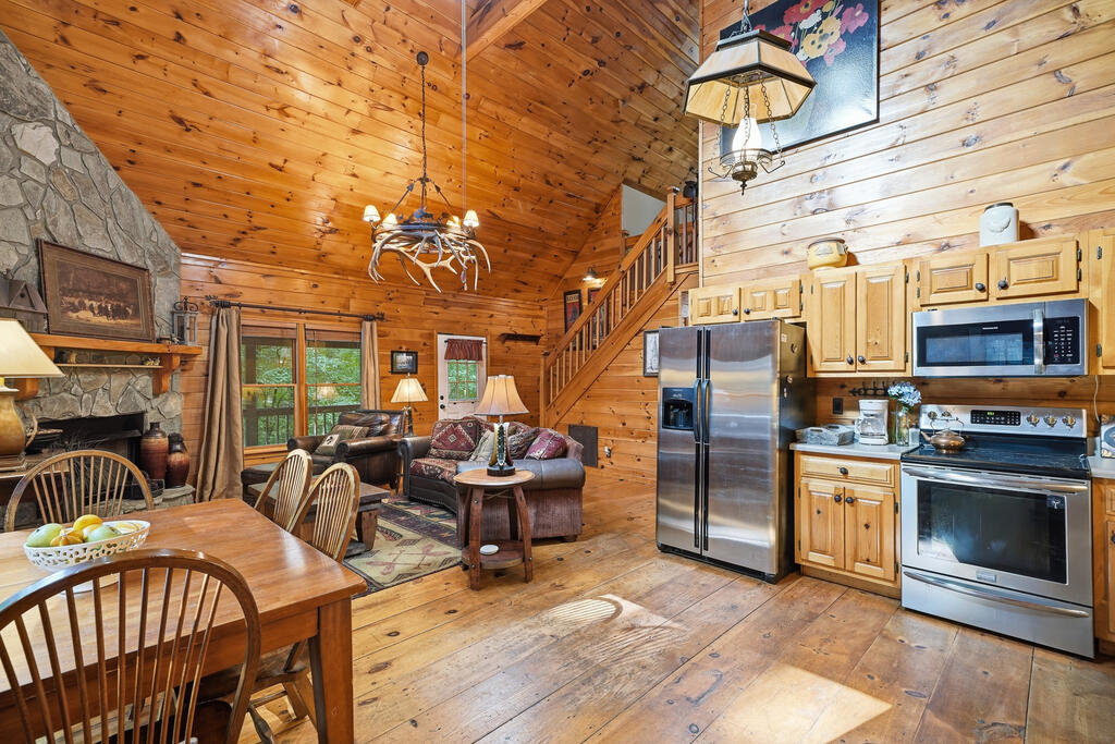 435869 Ellijay Active