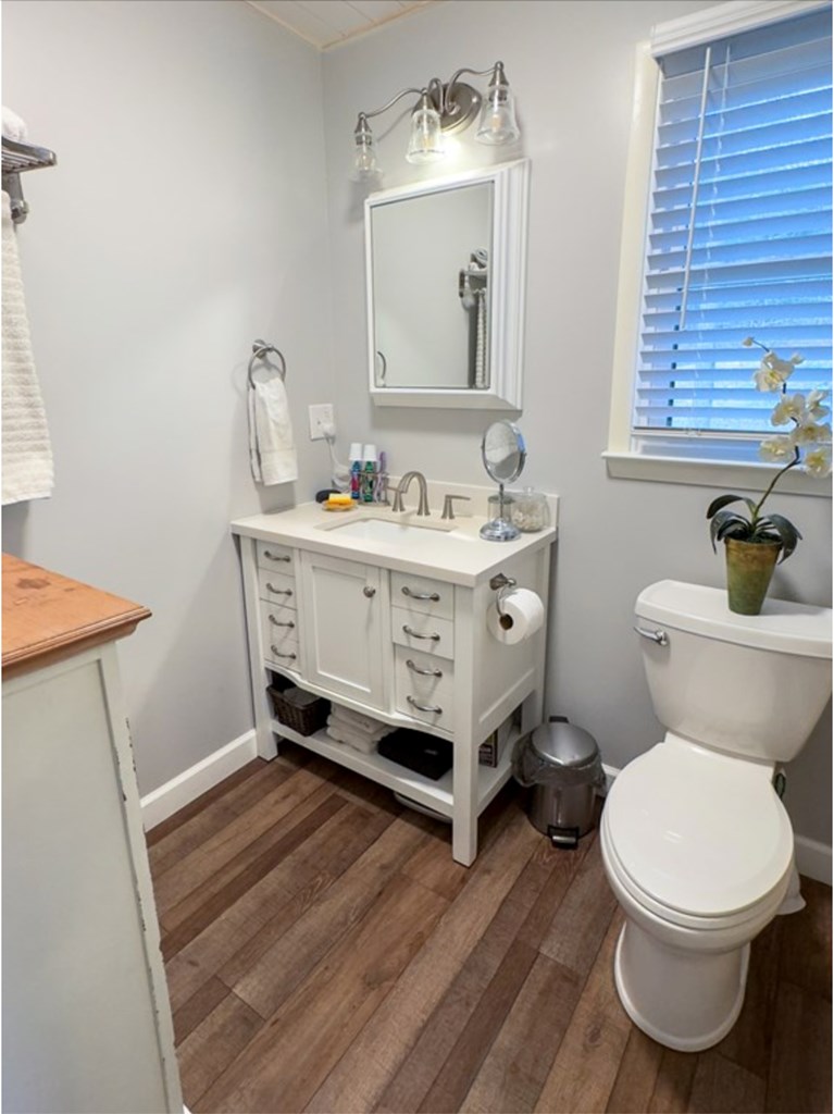 402992 Murphy Residential