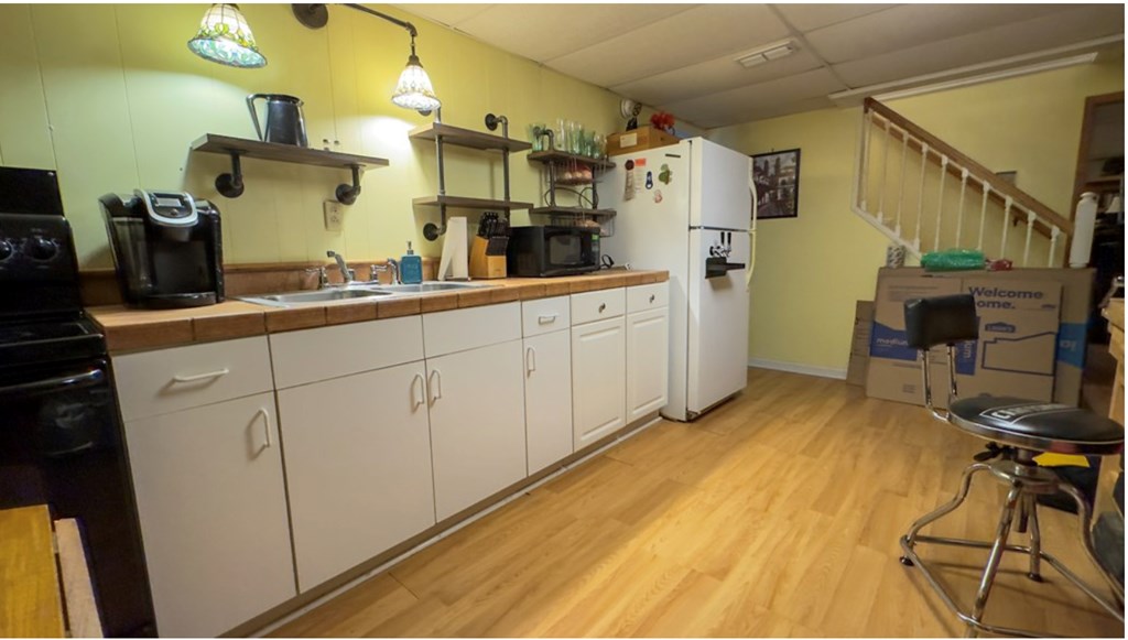 402992 Murphy Residential