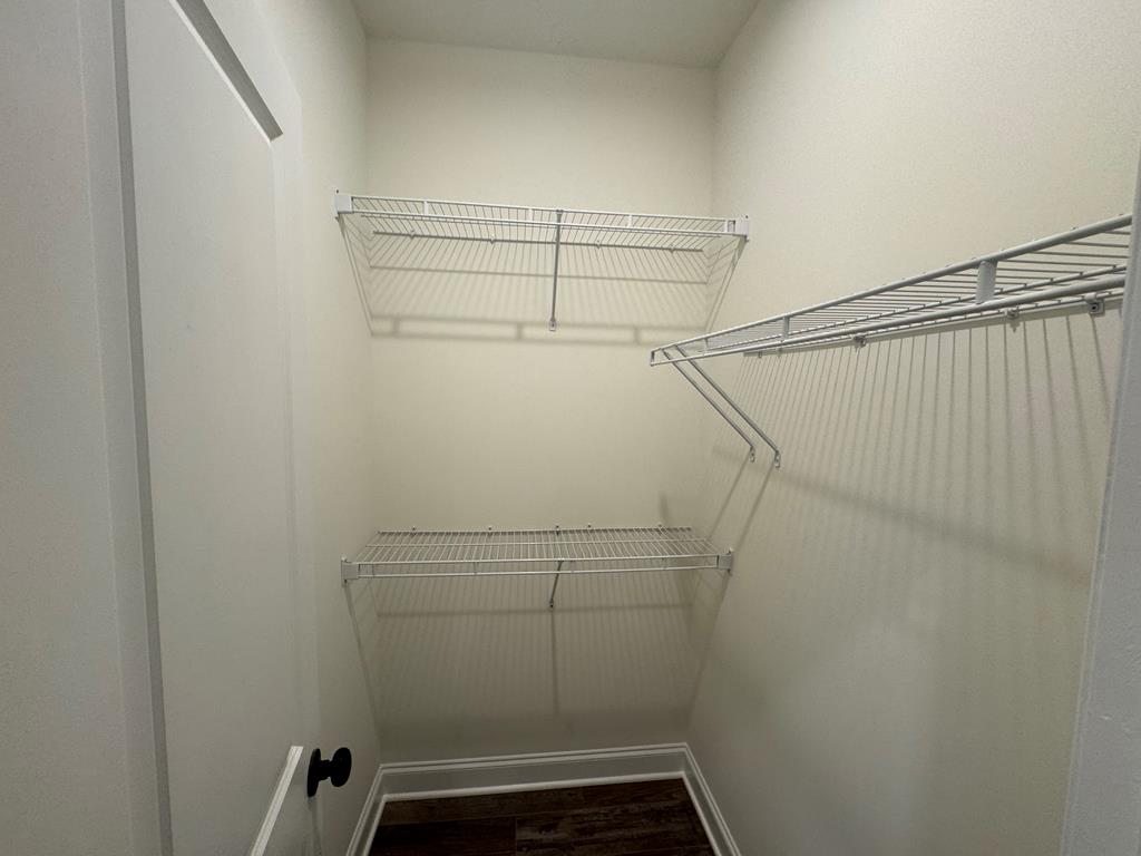 404777 Young Harris Residential