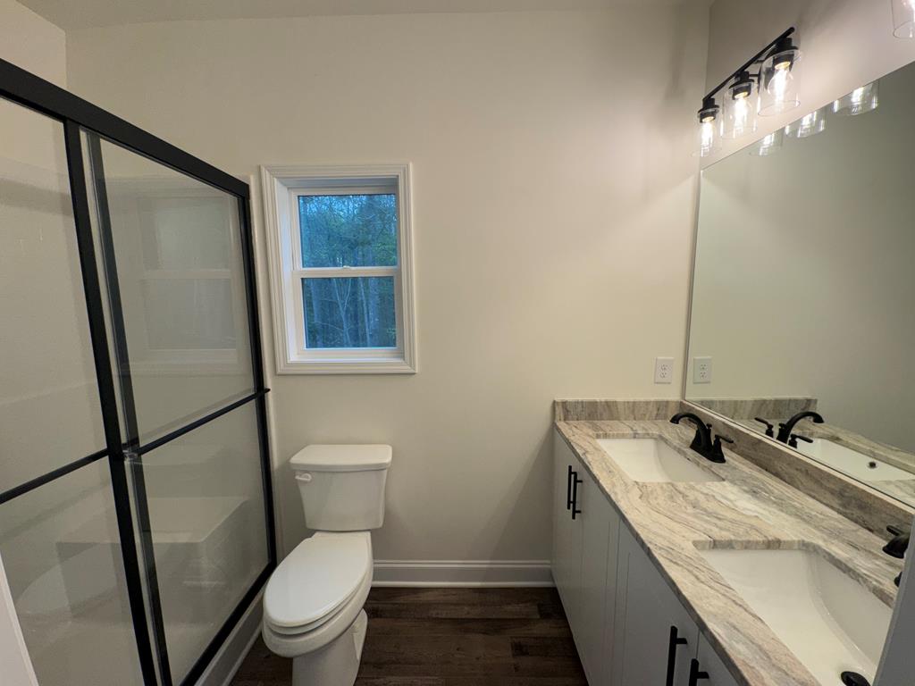 404777 Young Harris Residential