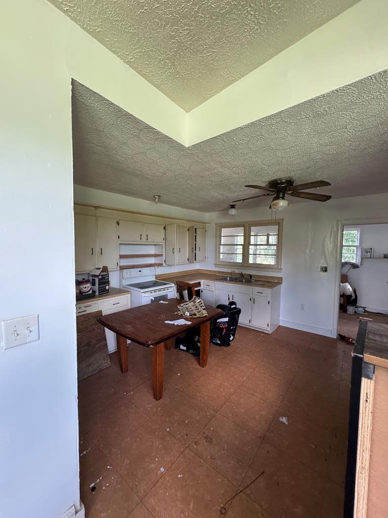 405270 Hayesville Residential