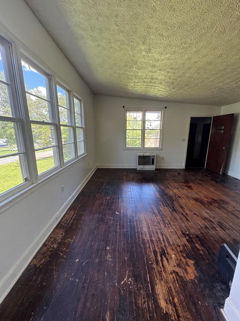 405270 Hayesville Residential