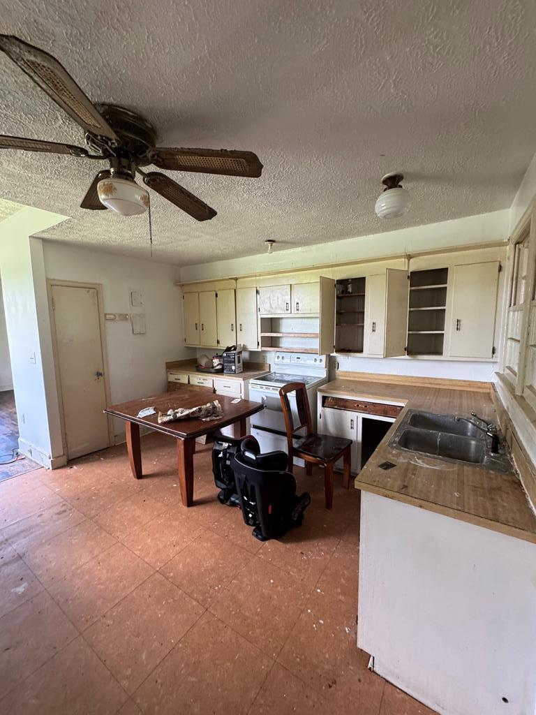 405270 Hayesville Residential