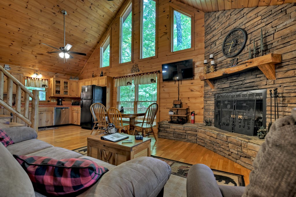 407068 Morganton Residential