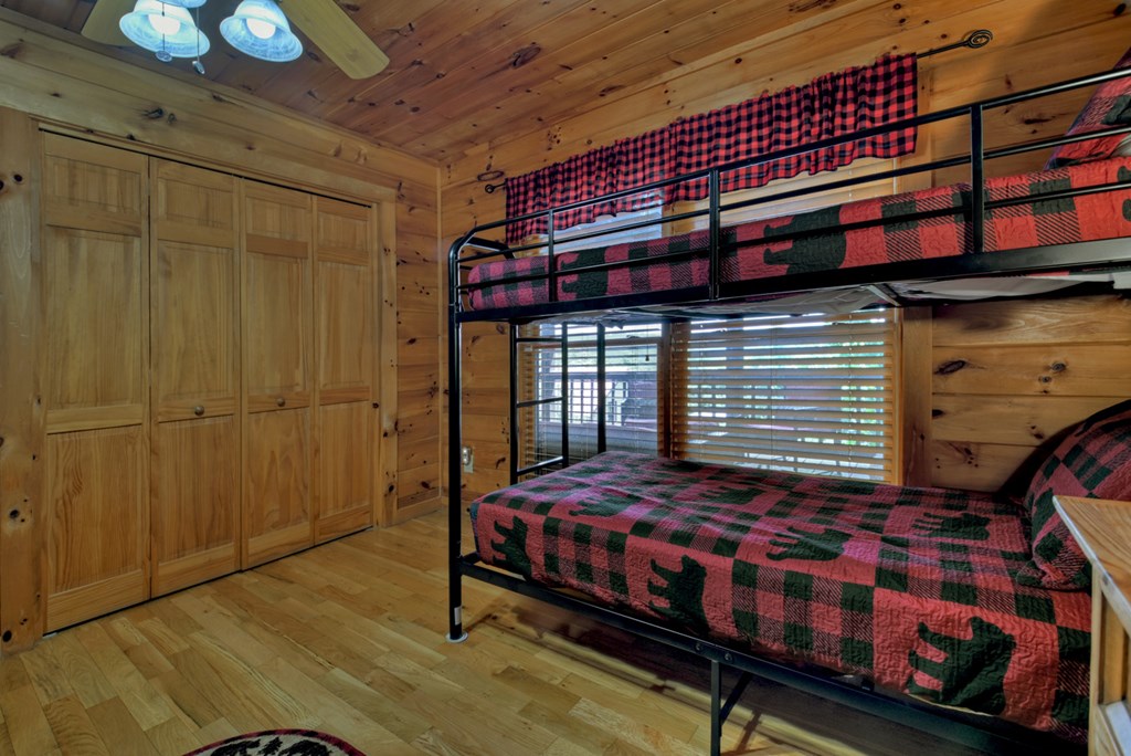 407068 Morganton Residential