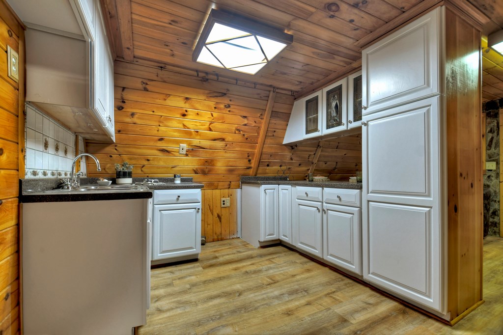 407777 Blue Ridge Residential