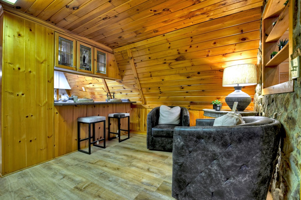 407777 Blue Ridge Residential