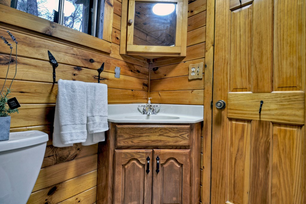 407777 Blue Ridge Residential