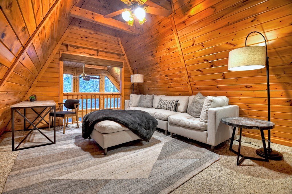407777 Blue Ridge Residential
