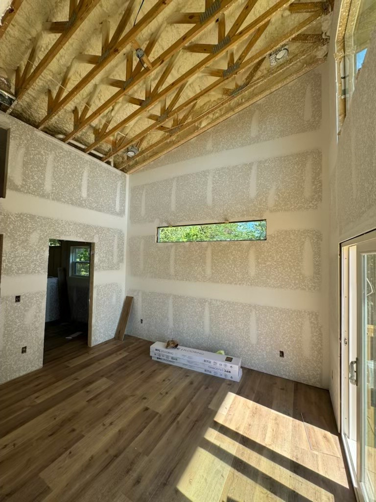 409468 Mineral Bluff Residential