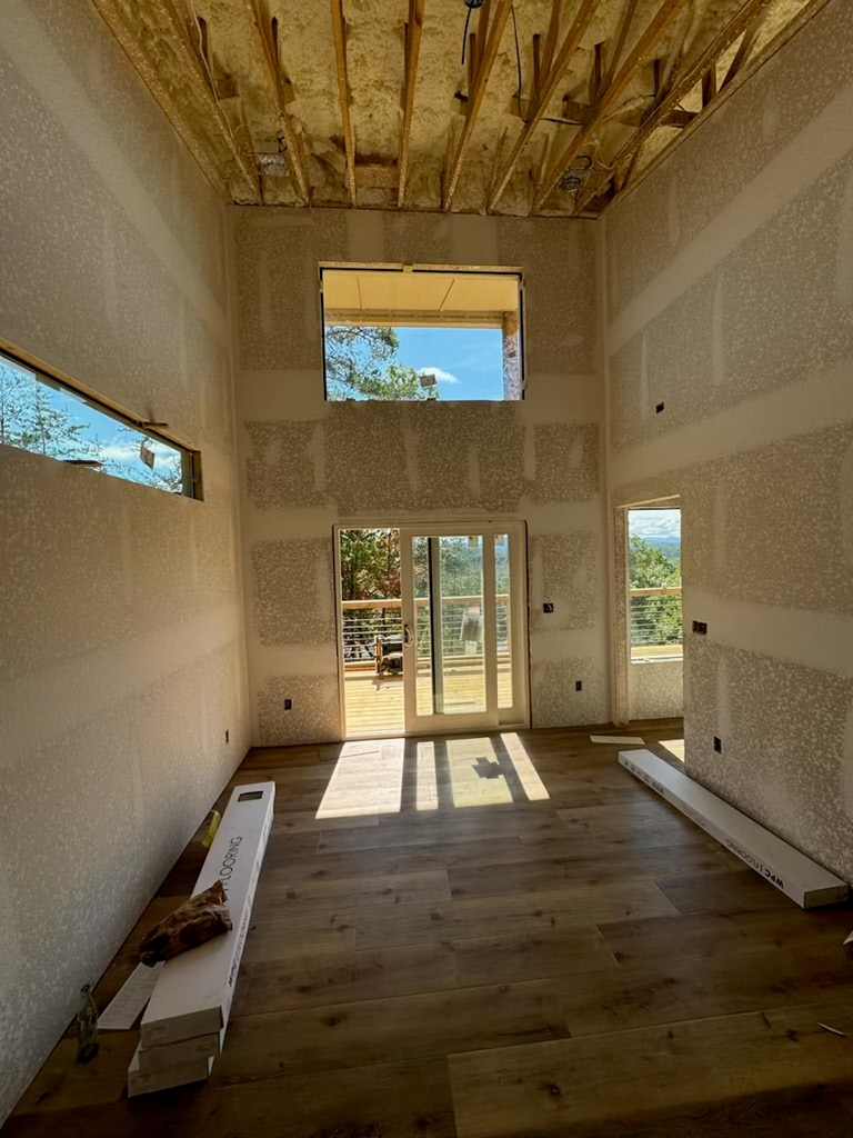 409468 Mineral Bluff Residential