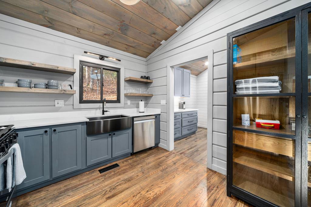 411421 Cherry Log Residential