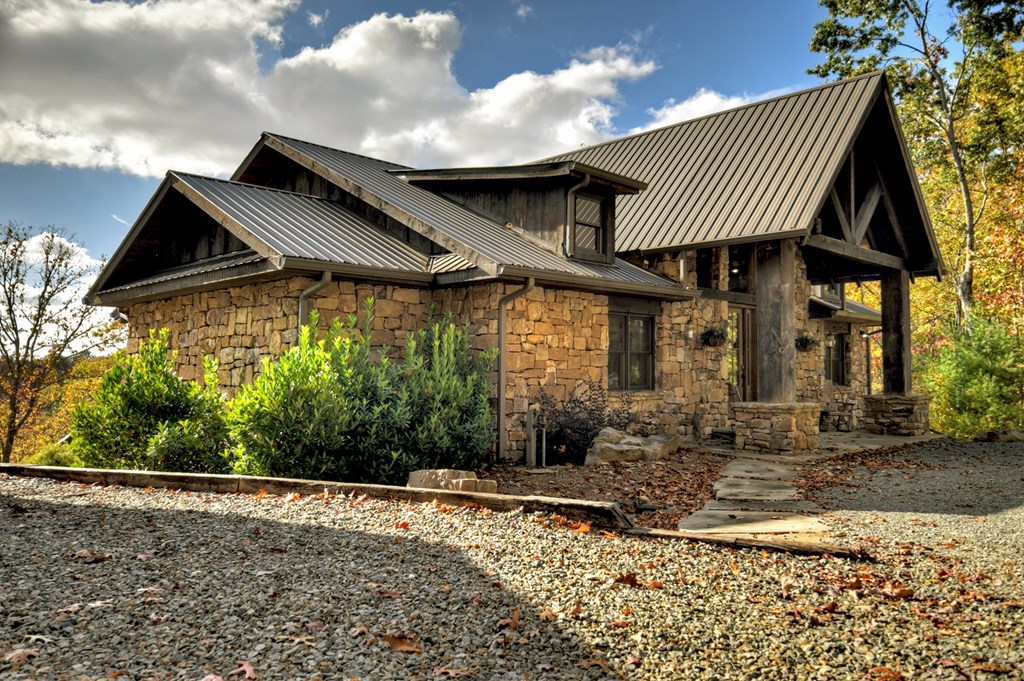 411501 Mineral Bluff Residential
