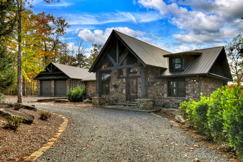 411501 Mineral Bluff Residential