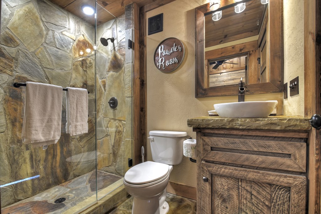 411501 Mineral Bluff Residential