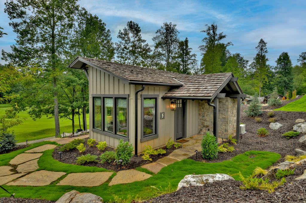412124 Mineral Bluff Residential