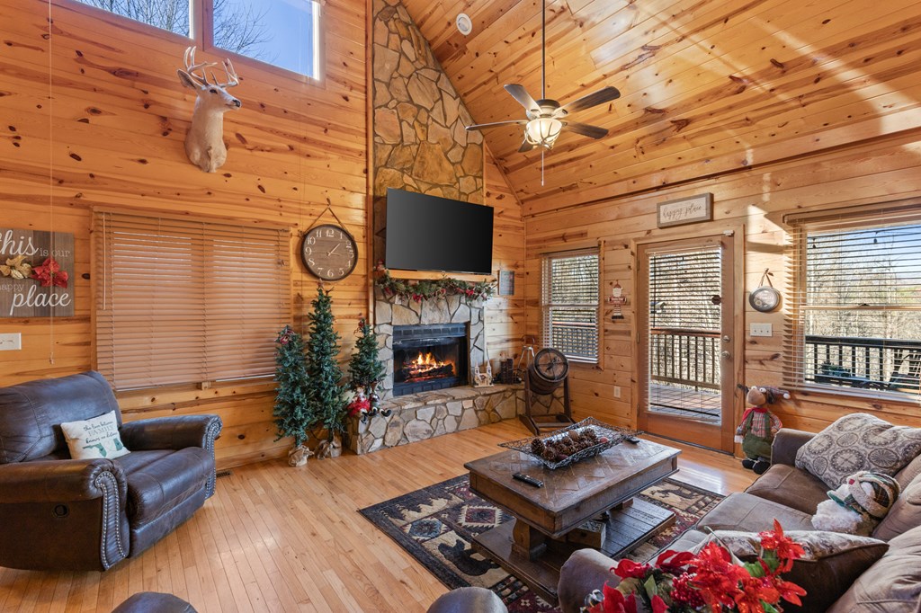 412131 Mineral Bluff Residential