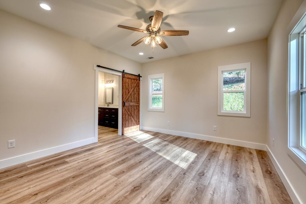 412521 Blairsville Residential