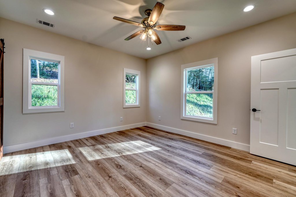412521 Blairsville Residential