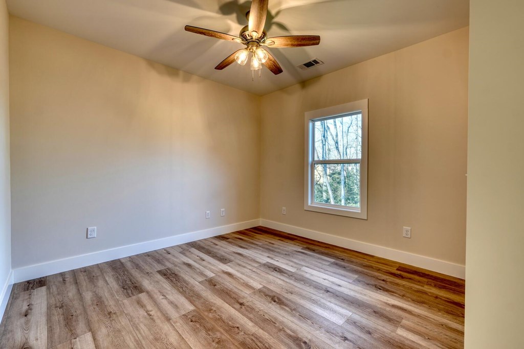 412521 Blairsville Residential