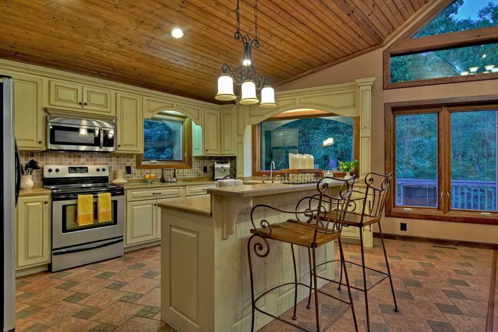 412556 Epworth Residential