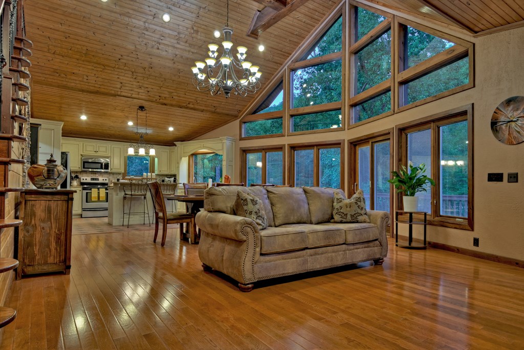 412556 Epworth Residential