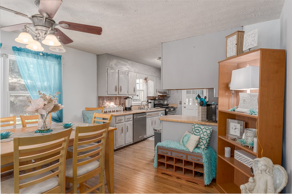 412585 Murphy Residential