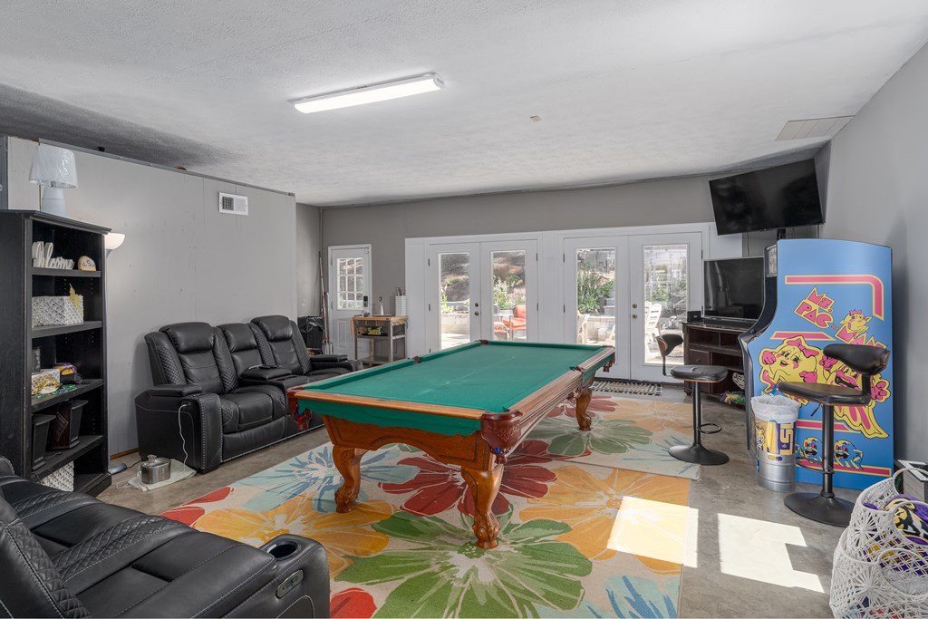 412585 Murphy Residential