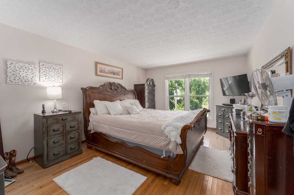 412585 Murphy Residential
